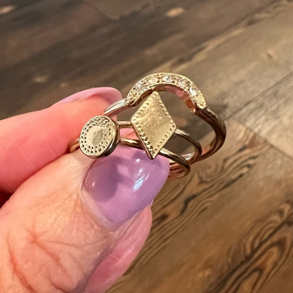 Gold-Tone Ring Set size 7.5